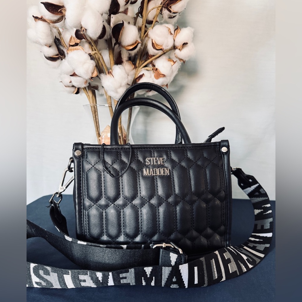 Steve Madden Black Quilted Women's Bag
